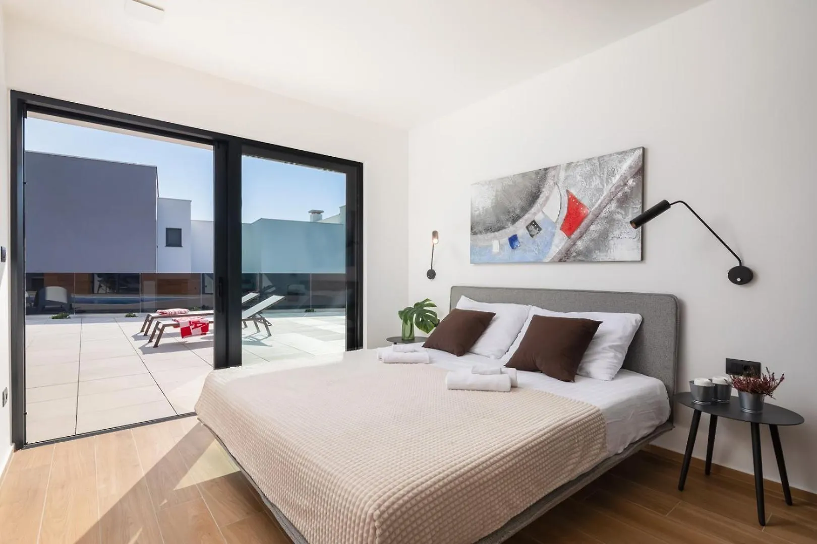 Villa Old Olive V By Vivi Rent 沃德年 0*,  克罗地亚